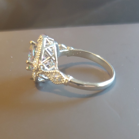 Ring - Picture 3 of 5